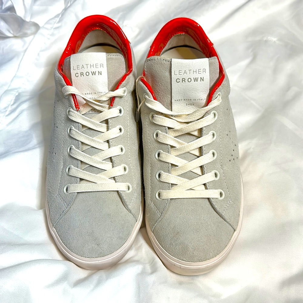 Leather Crown 👑 Size 37